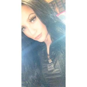 Meet your Posher, Miriam